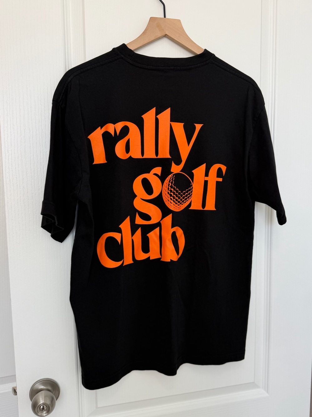 Luxury JLT Black Rally Golf Club T-Shirt Medium